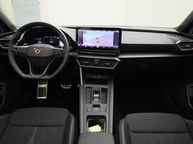 Cupra Leon Sportstourer 1.4e-Hybrid 150kW/204PK DSG · Panoramadak · Navigatie · Stoel- & stuurverwarming