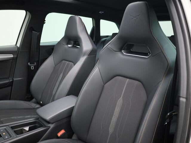 Cupra Leon Sportstourer 1.4e-Hybrid 150kW/204PK DSG · Panoramadak · Navigatie · Stoel- & stuurverwarming