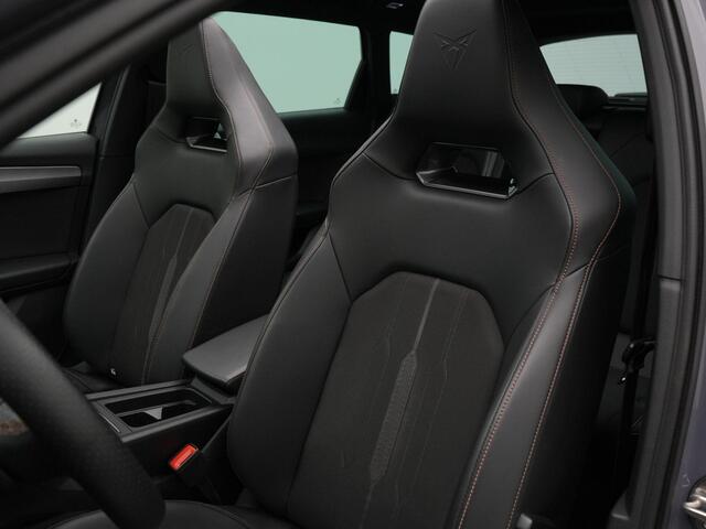 Cupra Leon Sportstourer 1.4 245pk e-Hybrid VZ Performance | Panoramadak | Adaptief onderstel | Navigatie | Apple Carplay / Android Auto