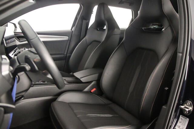 Cupra Leon Sportstourer Business 1.4 TSI e-Hybrid 204pk DSG Automaat Achteruitrijcamera, Cruise control, Navigatie, Stuurwiel verwarmd, Parkeersensoren, LED koplampen