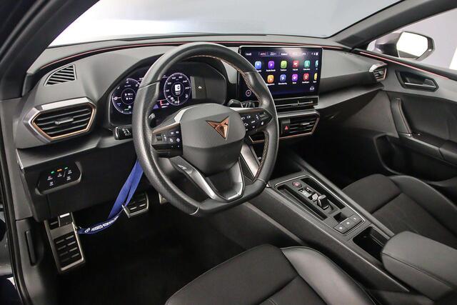 Cupra Leon Sportstourer Business 1.4 TSI e-Hybrid 204pk DSG Automaat Achteruitrijcamera, Cruise control, Navigatie, Stuurwiel verwarmd, Parkeersensoren, LED koplampen