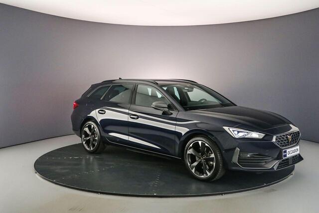 Cupra Leon Sportstourer Business 1.4 TSI e-Hybrid 204pk DSG Automaat Achteruitrijcamera, Cruise control, Navigatie, Stuurwiel verwarmd, Parkeersensoren, LED koplampen