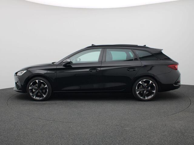 Cupra Leon Sportstourer 1.4 e-Hybrid Business 204PK DSG Full led, adaptive cruise met travel assist, side assist, lane assist, achteruitrijcamera, keyless, stuur-stoelverwarming, 18" lichtmetaal, elektrisch glazen panorama-dak