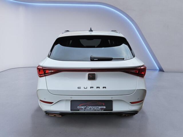 Cupra Leon Sportstourer 1.4 e-Hybrid Business /Apple Carplay/Front-Side-Lane Assist/Dodehoek monitor/Stuurverwarming/Lendesteunen verstelb./(MET GARANTIE*)