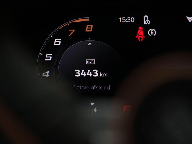 Cupra Leon Sportstourer 1.5 TSI 272 pk DSG e-Hybrid VZ Performance | Panoramadak | Leder | Geheugenstoelen | Sennheiser | Achteruitrijcamera