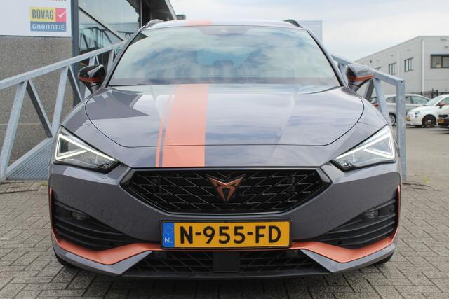 Cupra Leon Sportstourer 1.4 e-Hybrid 245 AUTOMAAT NAVI/CLIMA/19 INCH VLG/HALF LEDER/AFNEEMBARE TREKHAAK/STOEL&STUURVERWARMING/FULL OPTIONS!!!