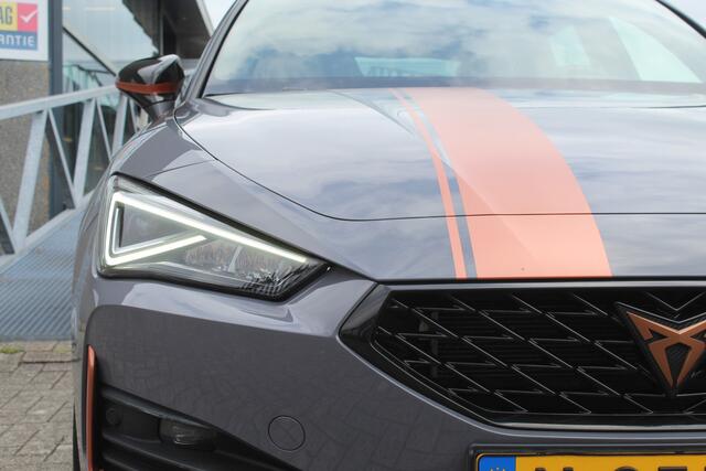 Cupra Leon Sportstourer 1.4 e-Hybrid 245 AUTOMAAT NAVI/CLIMA/19 INCH VLG/HALF LEDER/AFNEEMBARE TREKHAAK/STOEL&STUURVERWARMING/FULL OPTIONS!!!