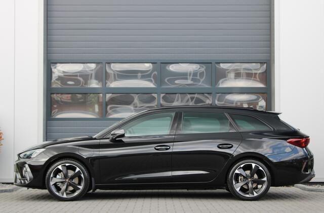 Cupra Leon Sportstourer 1.5 TSI e-Hybrid 204 pk Business | Achteruitrijcamera | Trekhaak