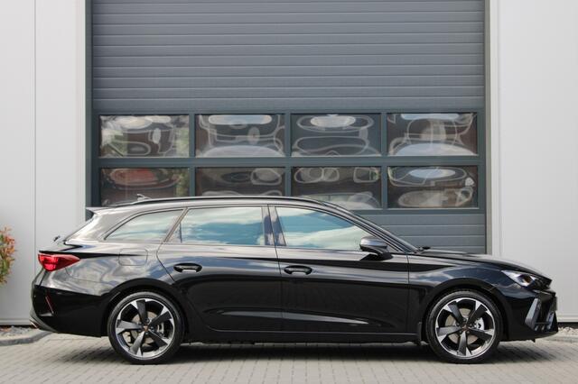 Cupra Leon Sportstourer 1.5 TSI e-Hybrid 204 pk Business | Achteruitrijcamera | Trekhaak