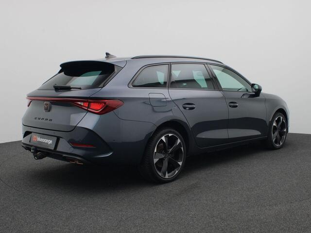 Cupra Leon Sportstourer 1.4 e-Hybrid Business 204PK DSG Achteruitrijcamera, Adaptieve Cruise Controle, Stoel-Stuurverwarming, Keyless, Navi, Trekhaak, 18" LM Velgen