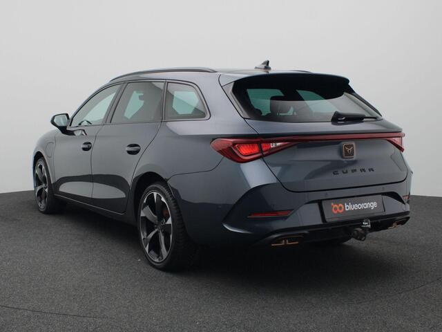 Cupra Leon Sportstourer 1.4 e-Hybrid Business 204PK DSG Achteruitrijcamera, Adaptieve Cruise Controle, Stoel-Stuurverwarming, Keyless, Navi, Trekhaak, 18" LM Velgen