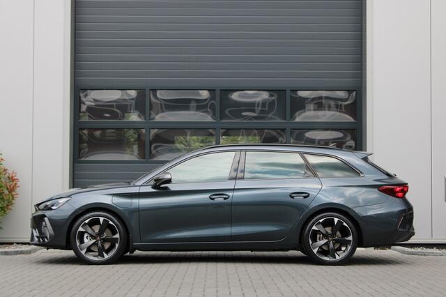 Cupra Leon Sportstourer 1.5 TSI e-Hybrid 204 pk Business | Achteruitrijcamera | Trekhaak