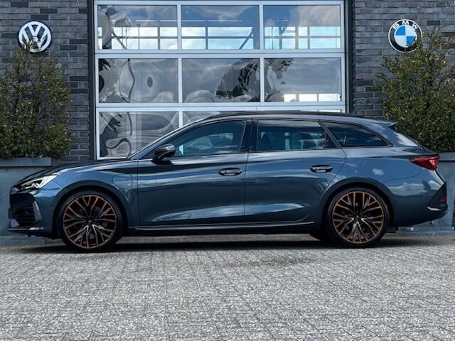 Cupra Leon Sportstourer VZ 245PK E-HYBRID - TREKH. - MATRIX - 19 INCH