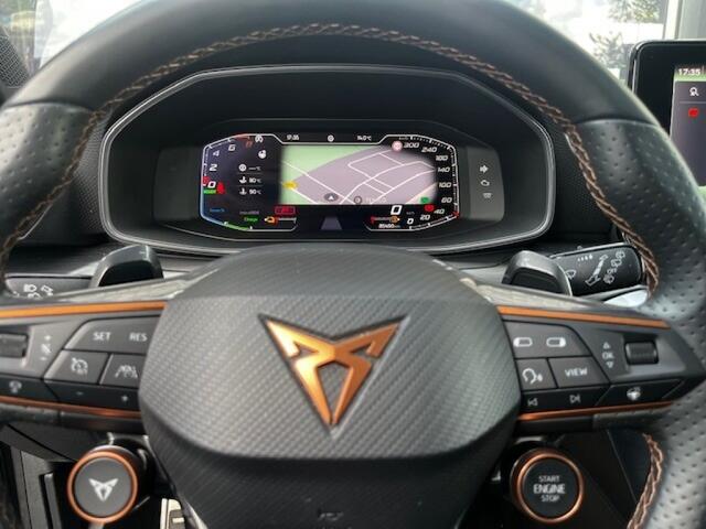 Cupra Leon Sportstourer VZ 245PK E-HYBRID - TREKH. - MATRIX - 19 INCH