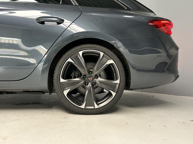 Cupra Leon Sportstourer 1.4 e-Hybrid VZ Performance Camera|Navi|AdaptiveCruise|Kuipstoel