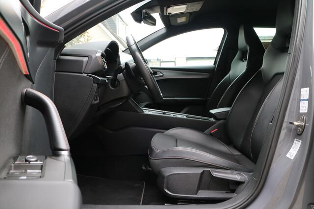 Cupra Leon Sportstourer 1.4 e-Hybrid VZ Adrenaline | Carplay | Compleet! | Goed Onderhouden! |