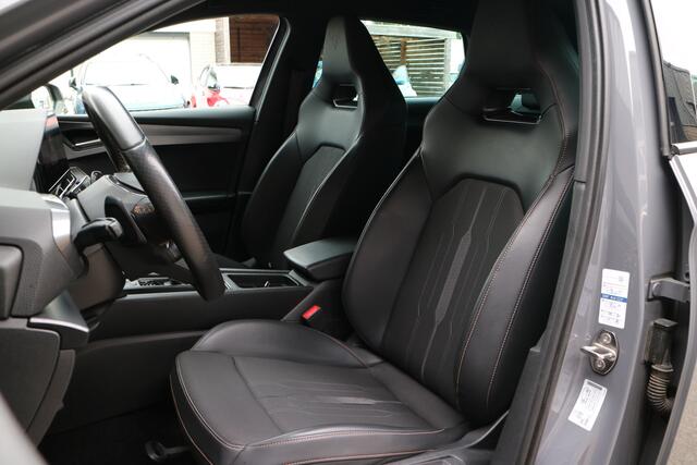 Cupra Leon Sportstourer 1.4 e-Hybrid VZ Adrenaline | Carplay | Compleet! | Goed Onderhouden! |