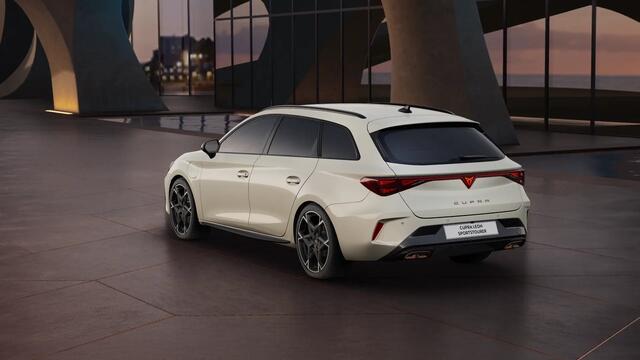 Cupra Leon Sportstourer 1.5 TSI e-Hybrid Business / Demonstratievoertuig