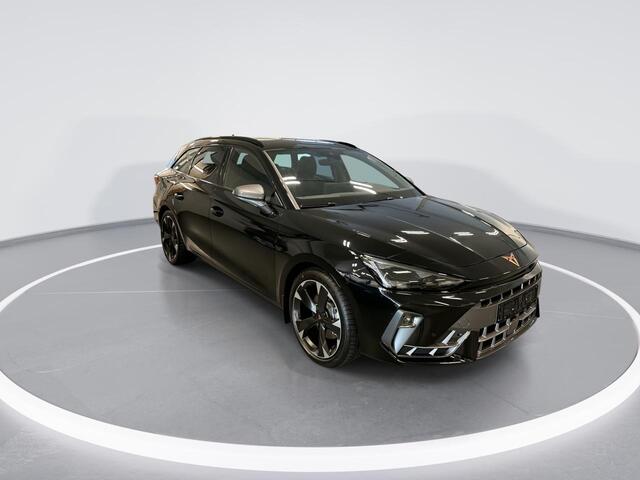 Cupra Leon Sportstourer 1.5 Tsi 204pk DSG e-Hybrid Business · Camera · Apple/Android Car play · Elek. Trekhaak · Keyless · 18'' Inch · Garantie t/m 11-06-2028 of 100.000km