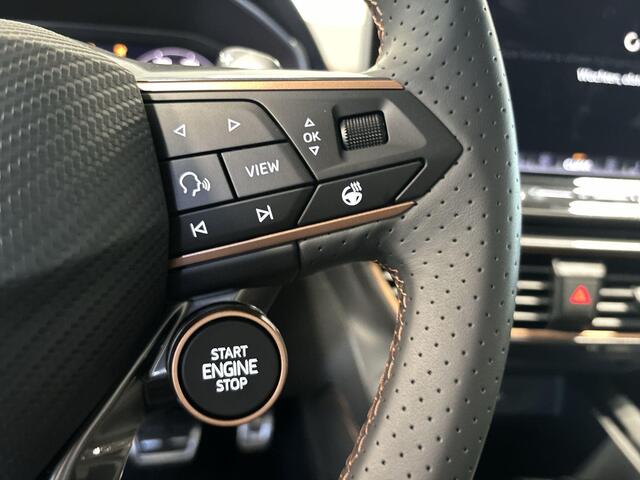 Cupra Leon Sportstourer 1.5 Tsi 204pk DSG e-Hybrid Business · Camera · Apple/Android Car play · Elek. Trekhaak · Keyless · 18'' Inch · Garantie t/m 11-06-2028 of 100.000km