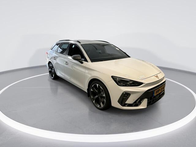Cupra Leon Sportstourer 1.5 Tsi 204pk DSG e-Hybrid Business · Camera · Apple/Android Car Play · Elek. Trekhaak · Elek. Achterklep · 18'' Inch · Garantie t/m 20-05-2028 of 90.000km