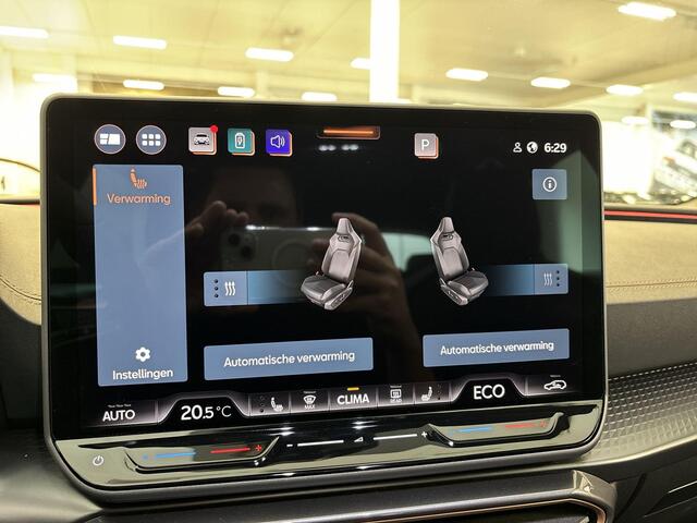 Cupra Leon Sportstourer 1.5 Tsi 204pk DSG e-Hybrid Business · Camera · Apple/Android Car Play · Elek. Trekhaak · Elek. Achterklep · 18'' Inch · Garantie t/m 20-05-2028 of 90.000km