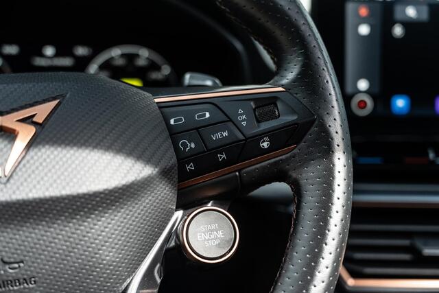 Cupra Leon Sportstourer 1.4 e-Hybrid VZ Performance | Pano | Memory | Leder