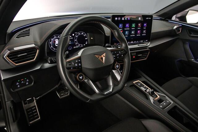 Cupra Leon Sportstourer Business 1.5 TSI eHybrid 204pk DSG Automaat Adaptive cruise control, Elektrische achterklep, LED verlichting, Achteruitrijcamera, Stuurwiel verwarmd, Navigatie
