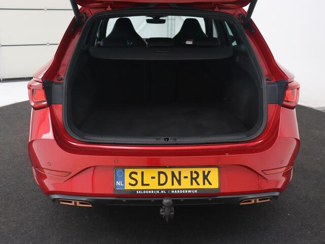 Cupra Leon Sportstourer 1.4 TSI eHybrid PHEV FR | Trekhaak | 1e Eigenaar | LED | Camera | Stoelverwarming | Apple Carplay |