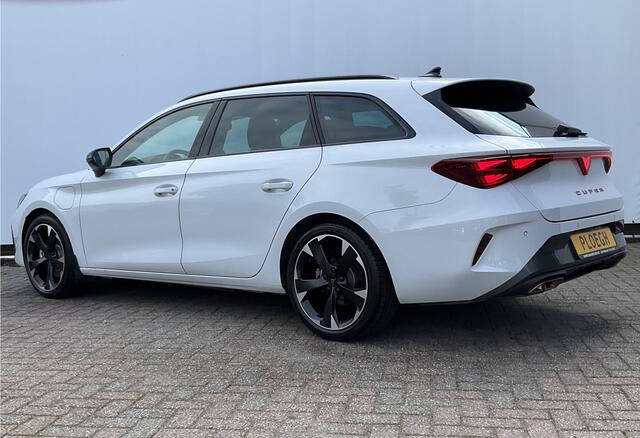 Cupra Leon Sportstourer 1.5 TSI PHEV e-Hybrid Business Elek.Trekhaak Adap.Cruise Carplay Camera Sfeerverl 2025 3136KM!
