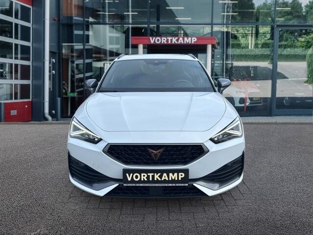 Cupra Leon Sportstourer 1.4 TSI DSG E-HYBRID PANO-DAK/CAMERA/LEDER/MEMORY/NAVI/ACC/STOELVERW