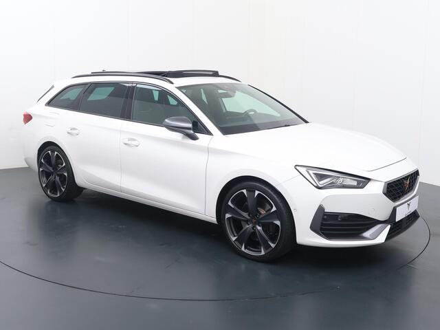Cupra Leon Sportstourer 1.4 e-Hybrid 245 | 245 PK | SoH 91% | Panoramadak | Stoelverwarming | Achteruitrijcamera | Virtual Cockpit |