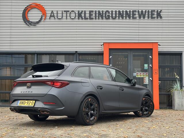 Cupra Leon Sportstourer 1.4 e-Hybrid 245 / Trekhaak Wegklapbaar / Elektrische achterklep / Elektrische Stoel / Navi / Draadloos Applecarplay / Androidauto /