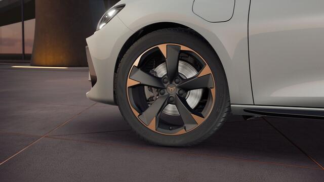 Cupra Leon Sportstourer 1.5 TSI e-Hybrid 204 6DSG Business | Achteruitrijcamera | Digitaal instrumentenpaneel (Virtual Cockpit) | Draadloze Apple CarPlay(TM), Android Auto(TM)