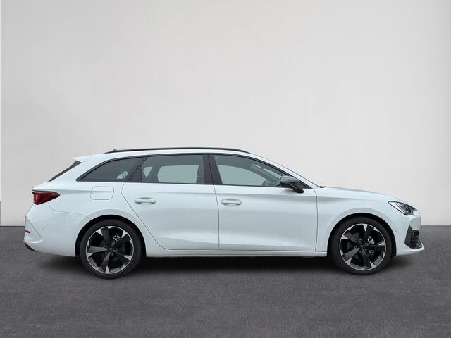 Cupra Leon Sportstourer 1.5 eTSI Automaat Business Edition | Panorama Schuifdak | Navigatie | Climate Control | LED Verlichting | 18"Lmv | Camera | Keyless Go | Apple Carplay/Android Auto ( Vestiging - Vianen )