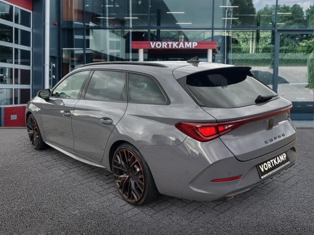 Cupra Leon Sportstourer 1.4 TSI DSG E-HYBRID VZ CARPLAY/ACC/NAVI/CAMERA/TREKHAAK/ELEK.ACHTERKLEP