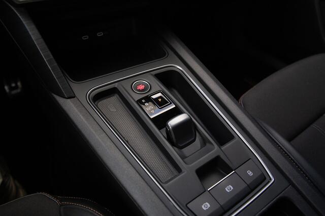 Cupra Leon Sportstourer 1.4 e-Hybrid VZ Business , Stuurverwarming, Sfeerverlichting,