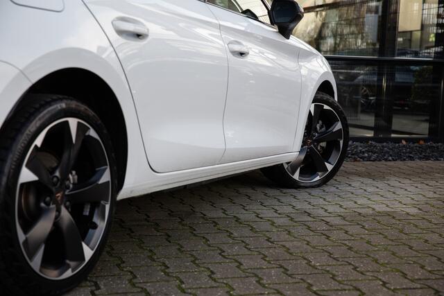 Cupra Leon Sportstourer 1.4 e-Hybrid VZ Business , Stuurverwarming, Sfeerverlichting,