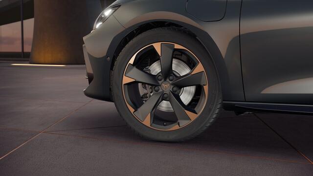 Cupra Leon Sportstourer 1.5 TSI e-Hybrid 204 6DSG Business | Achteruitrijcamera | Digitaal instrumentenpaneel (Virtual Cockpit) | Draadloze Apple CarPlay(TM), Android Auto(TM)