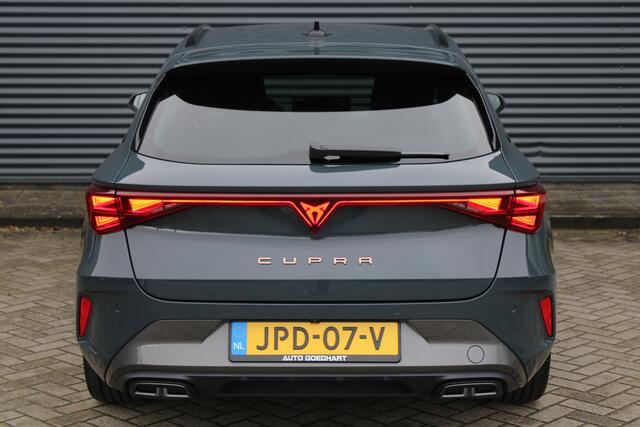 Cupra Leon Sportstourer 1.5 eTSI 150PK DSG Facelift Full-LED Elek-Trekhaak Camera Carplay