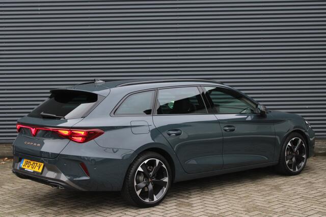 Cupra Leon Sportstourer 1.5 eTSI 150PK DSG Facelift Full-LED Elek-Trekhaak Camera Carplay