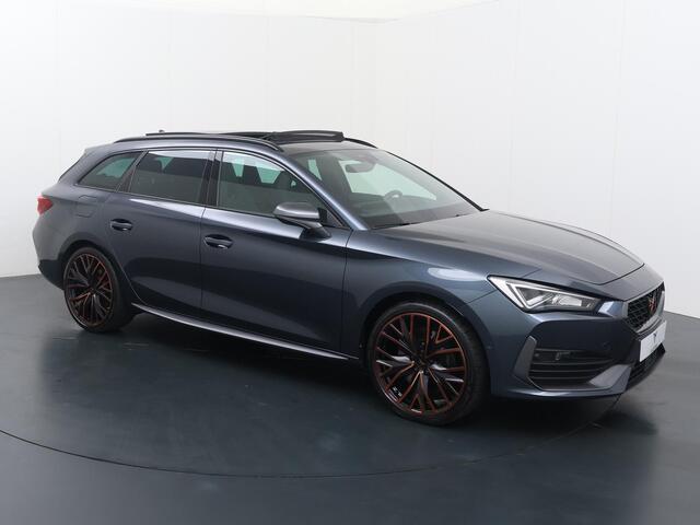Cupra Leon Sportstourer 1.4 e-Hybrid VZ Performance | 245 PK | SoH 97% | Panoramadak | Elek. achterklep | Adaptive cruise control |