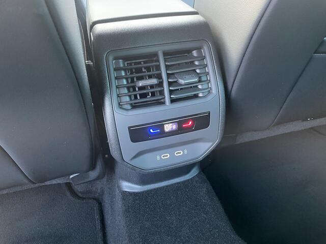 Cupra Leon Sportstourer 1.4 e-Hybrid VZ Adrenaline / LED / Navi / Cruisecontrol / DAB