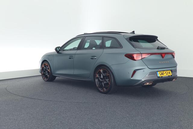 Cupra Leon Sportstourer 1.5 TSI 272pk e-Hybrid VZ Performance Sennheiser Camera Memory Keyless Virtual Cockpit Navigatie Panoramadak