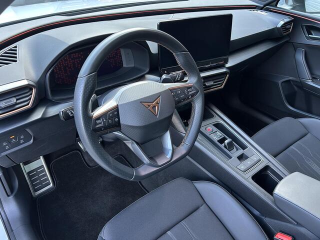 Cupra Leon Sportstourer 1.4 e-Hybrid VZ Performance /Apple & Android carplay/Stoel & stuurverwarming/Parksensoren/Cruise adaptief/Climate/Lane assist/ (MET GARANTIE*)