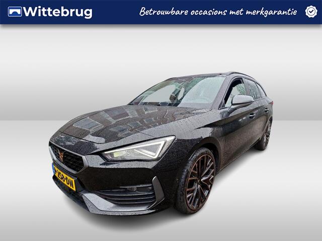 Cupra Leon Sportstourer 1.4 e-Hybrid DSG VZ Copper Edition / Panorama dak / Achteruitrij camera / Geheugenstoelen / 19'' LMV