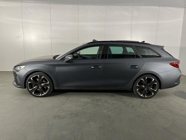Cupra Leon Sportstourer 1.4 e-Hybrid VZ Performance / AUTOMAAT/ PANO/ CRUISE/ MEMORY SEAT/ NAVI/ STOELVERWARMING/ DAB/ FULL LINK/ PARK. SENSOREN + CAMERA