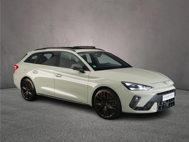 Cupra Leon Sportstourer VZ Performance 1.5 TSI eHybrid 272pk DSG Automaat Panoramadak, LED matrix koplampen, Sennheiser audio, Adaptive cruise control, Lederen bekleding