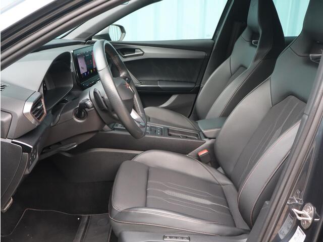 Cupra Leon Sportstourer VZ Adrenaline 1.4 e-Hybrid PHEV 245pk | NAVI | CUPRA KNOP | CAMERA | STOEL + STUUR VERW. | LED |