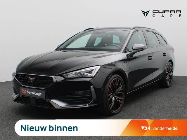 Cupra Leon Sportstourer 1.4 e-Hybrid VZ Performance 245PK DSG SOH 97%, Achteruitrijcamera, Adaptieve Cruise Control, Keyless, 19" LM Velgen, Side Assist, Stoel-Stuurverwarming, Voorruitverwarming